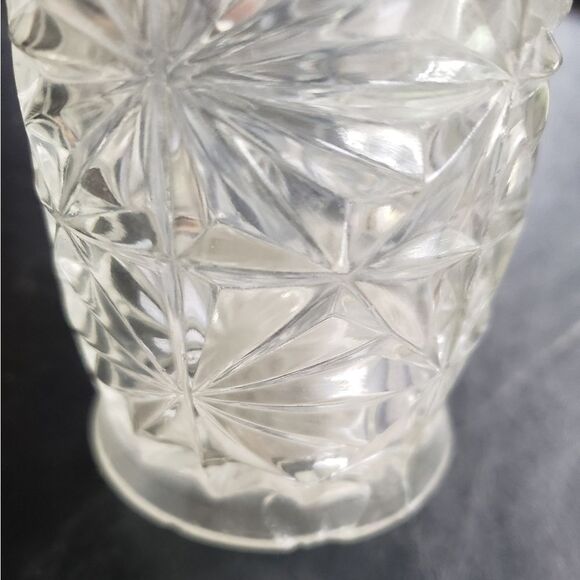 Vintage Flared Pressed Star Glasses (4) - Picture 4 of 4